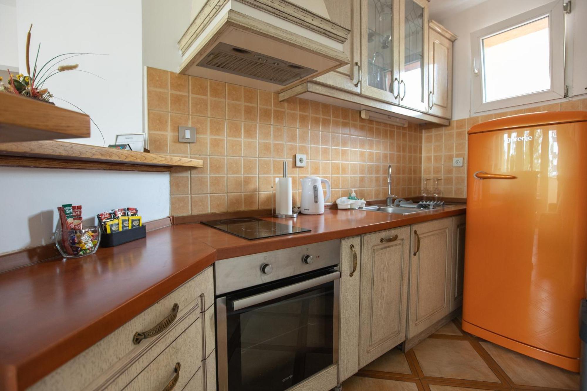4 Rooms Apartments Nis Bagian luar foto