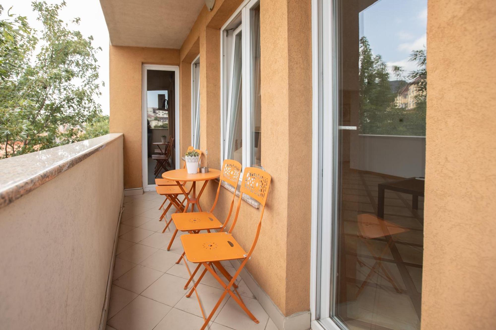 4 Rooms Apartments Nis Bagian luar foto