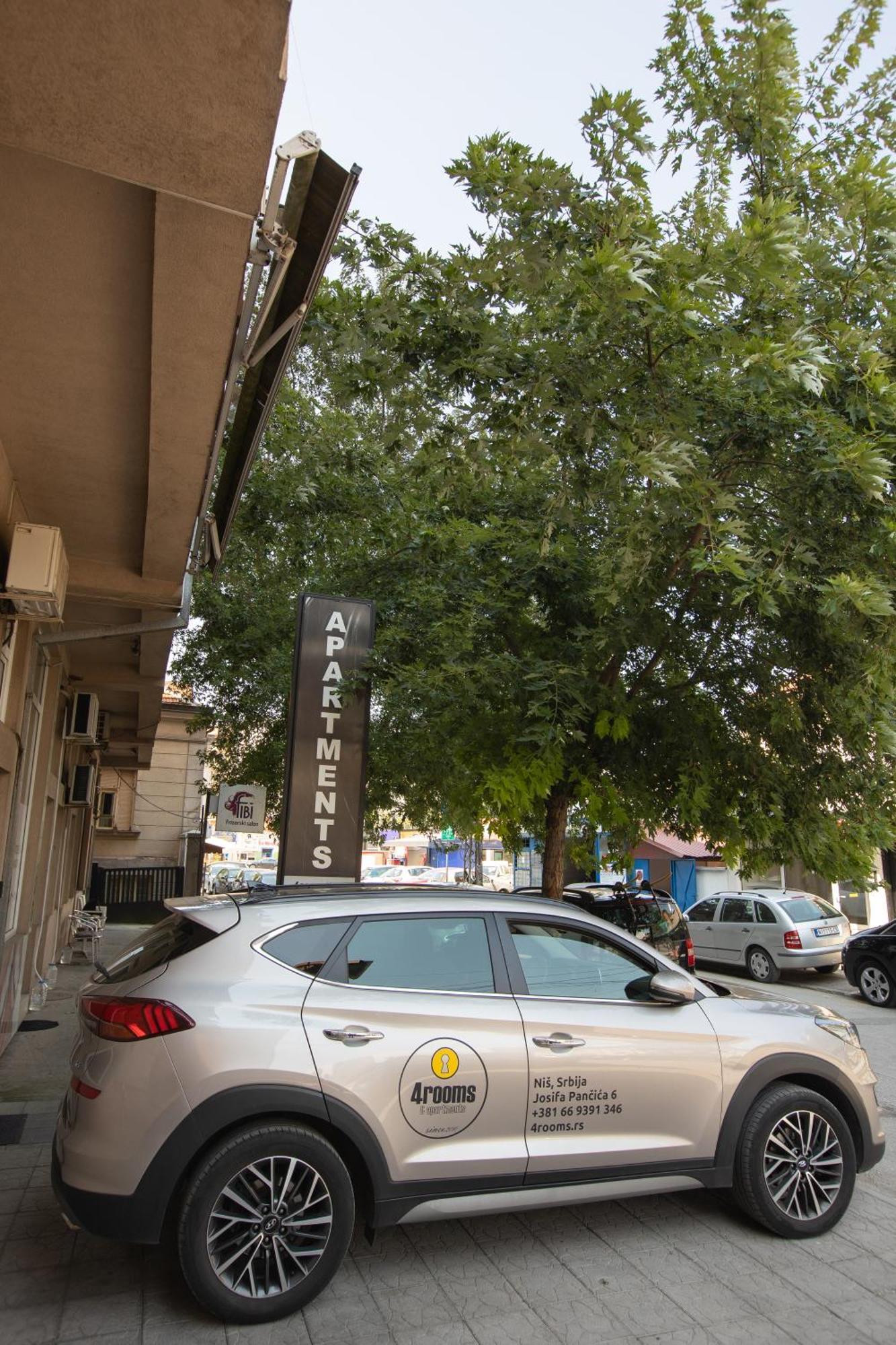 4 Rooms Apartments Nis Bagian luar foto