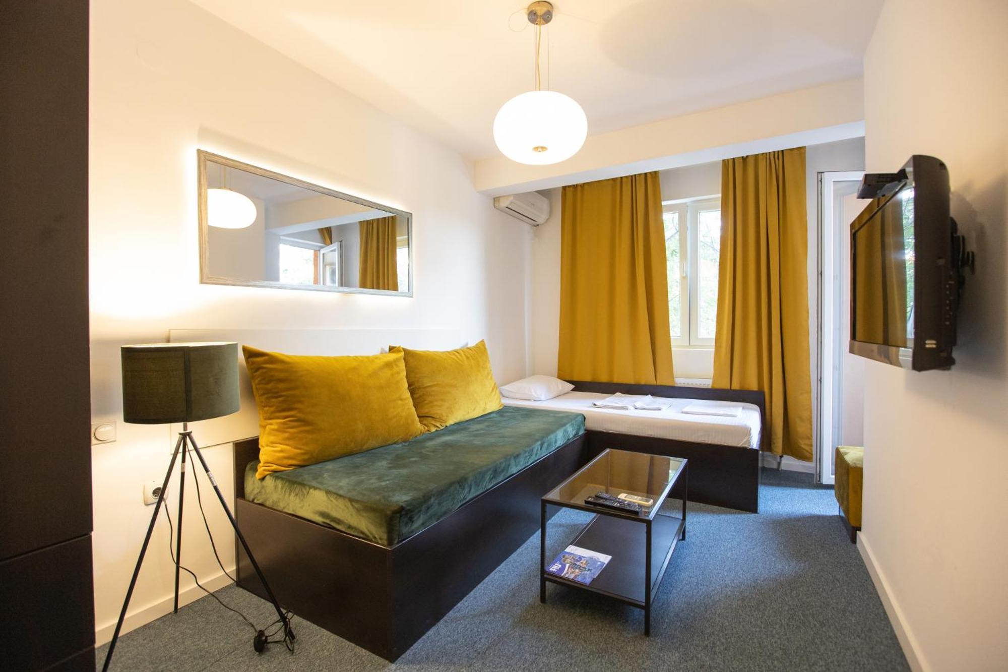 4 Rooms Apartments Nis Bagian luar foto